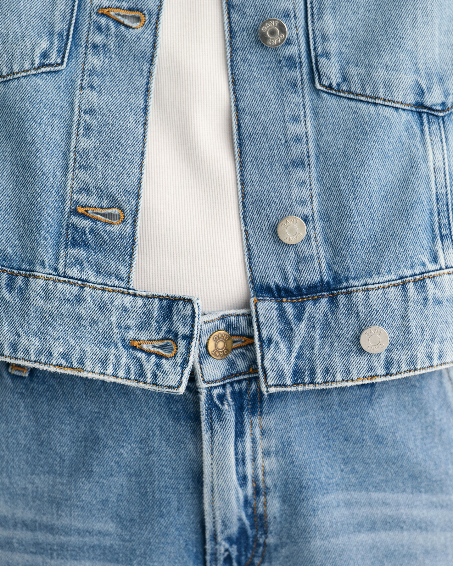 Verkürzte Jeansjacke