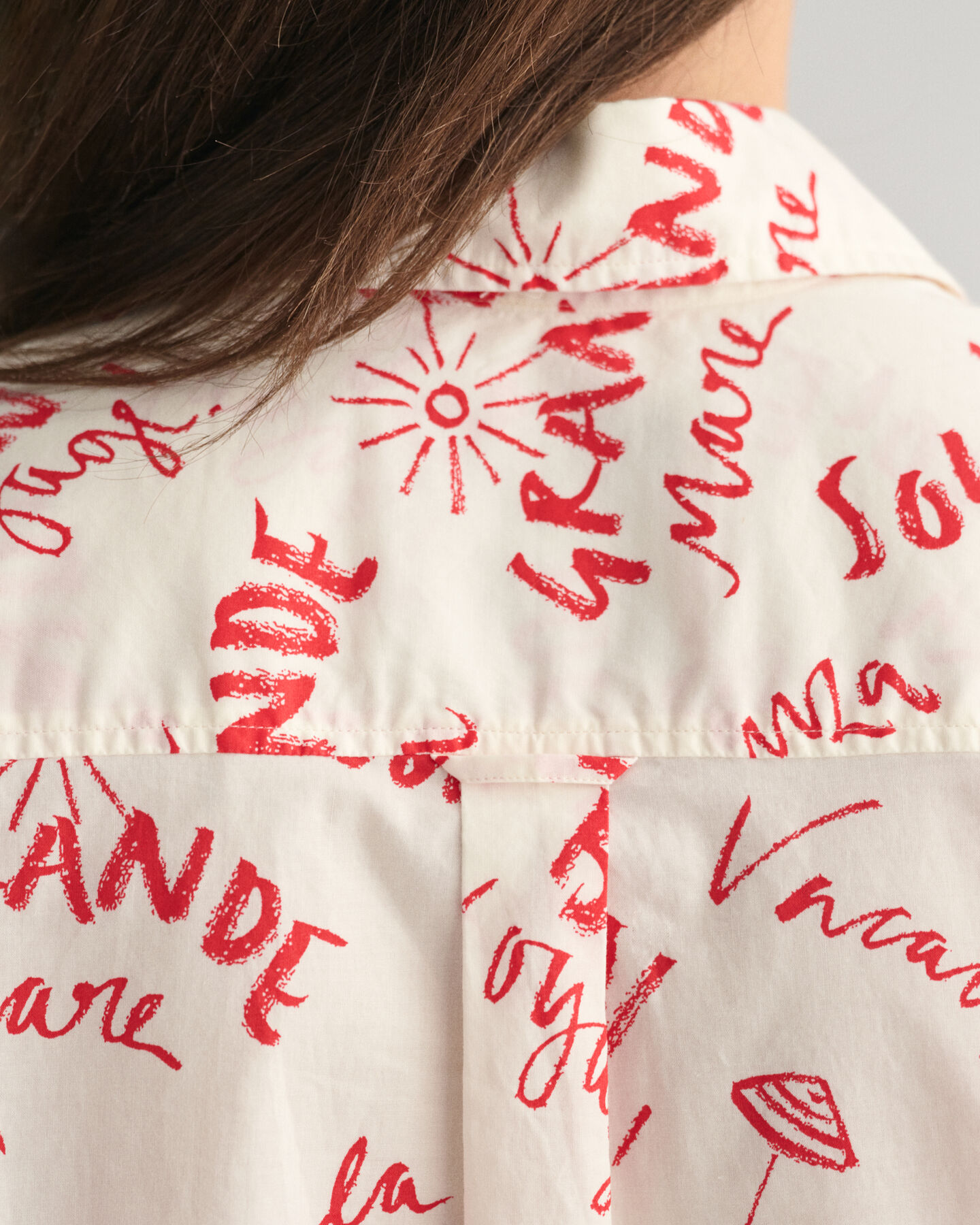 Relaxed Fit Kurzarmbluse mit Text-Print