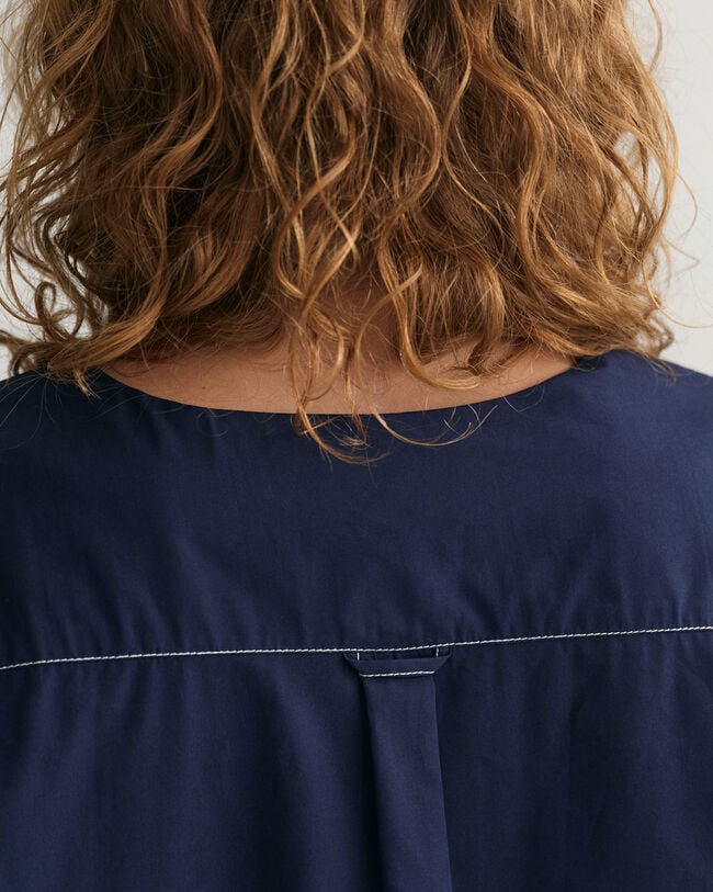 V-Neck Kurzarm Oberteil mit Kontrastn&auml;hten