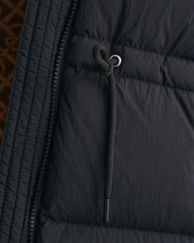 Mittellange Daunenweste