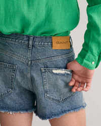 Unvers&auml;umte Jeansshorts