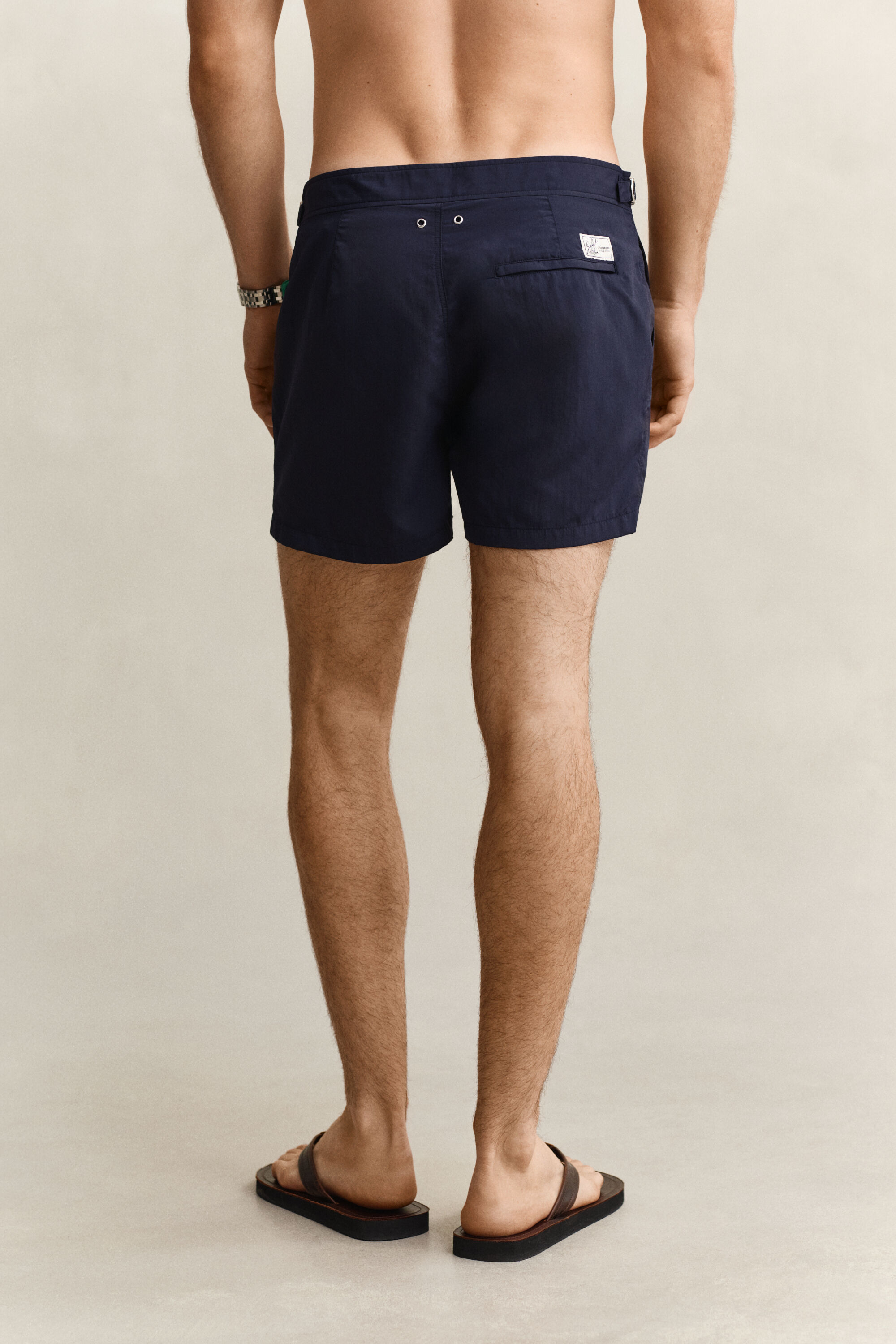 Enganliegende Badeshorts