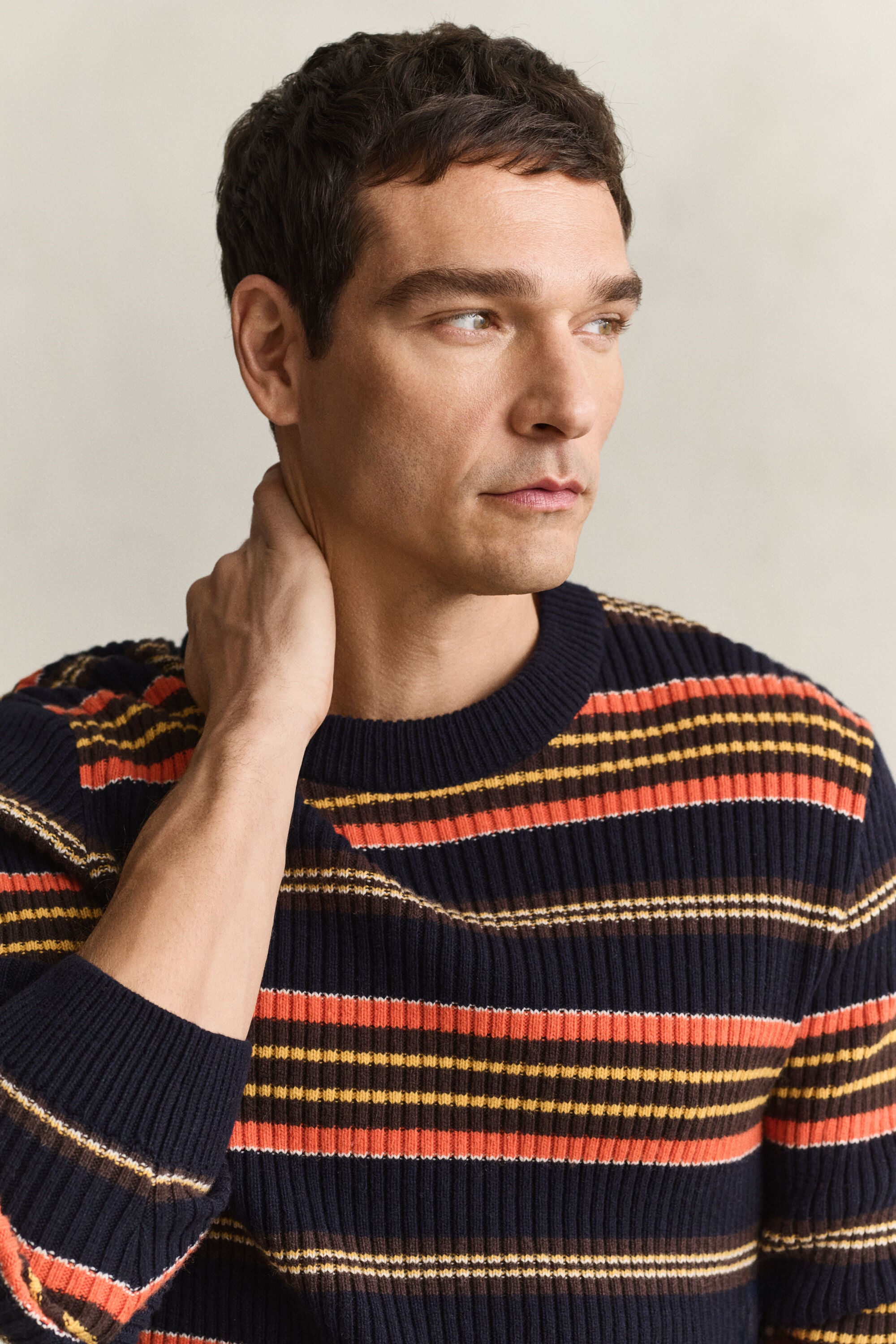 Gerippter Pullover mit Streifen