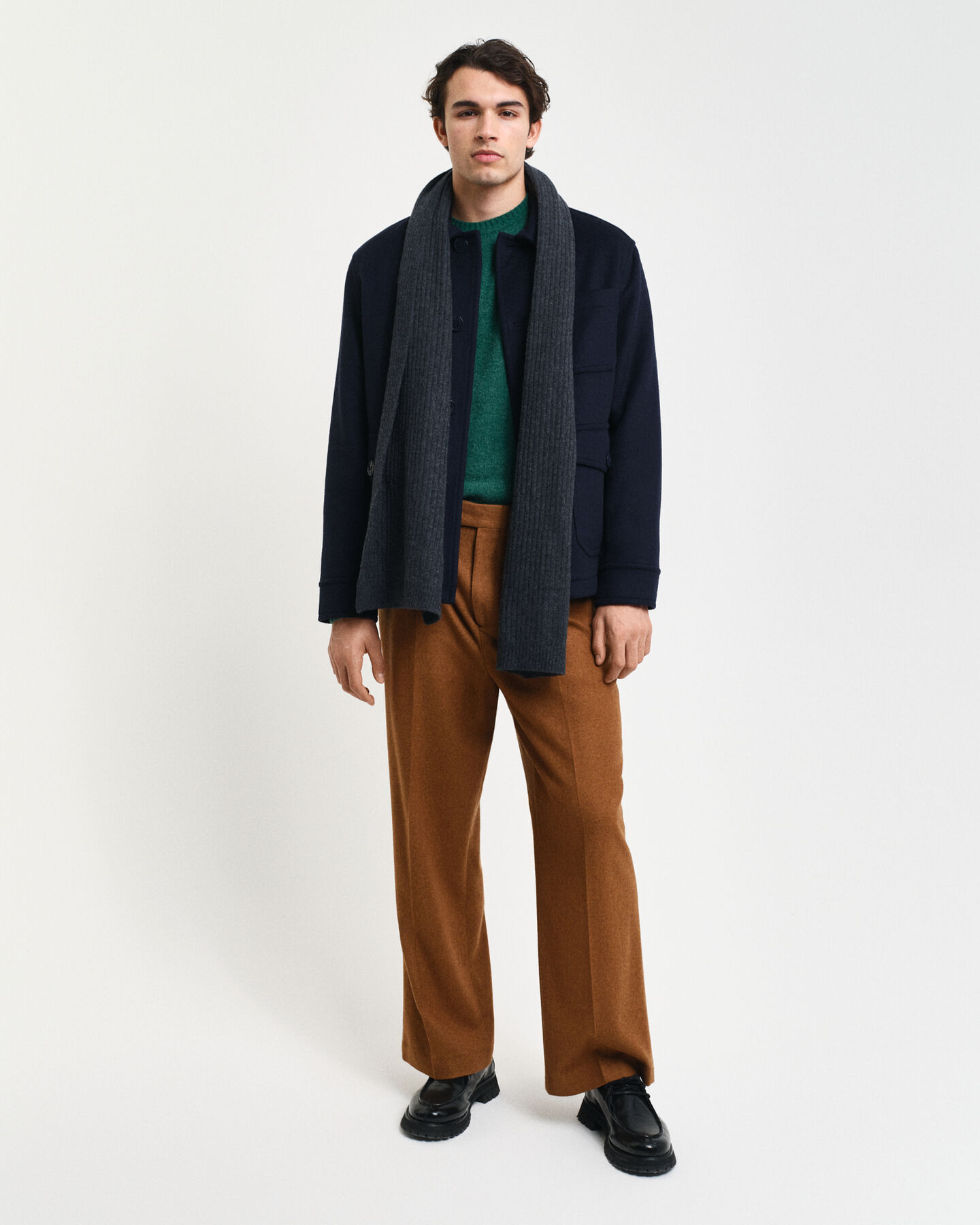 Rundhalspullover aus Wollgemisch