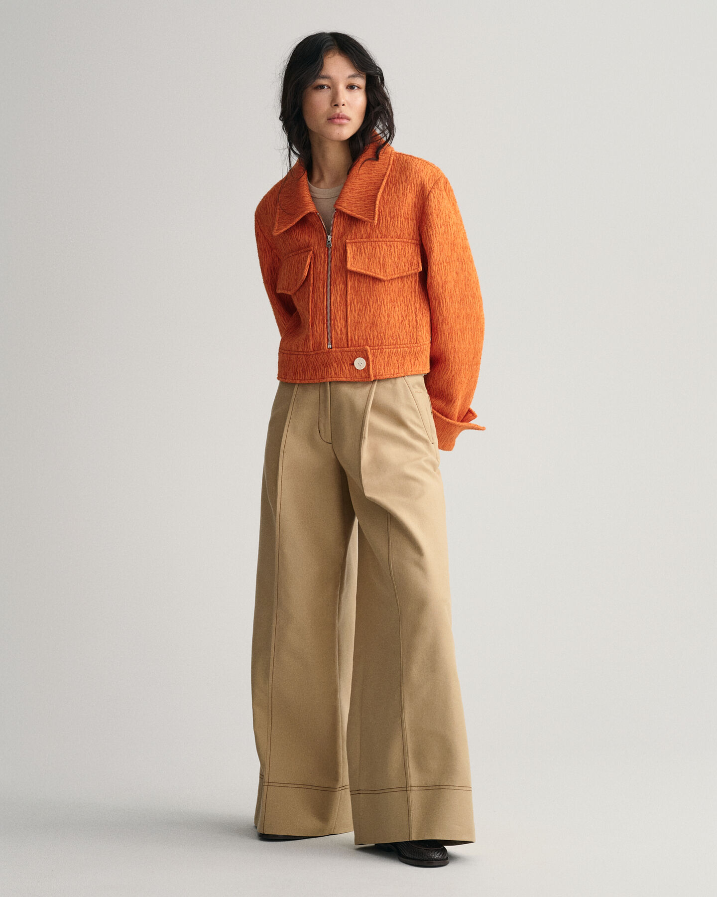 Verkürzte Bouclé Jacke