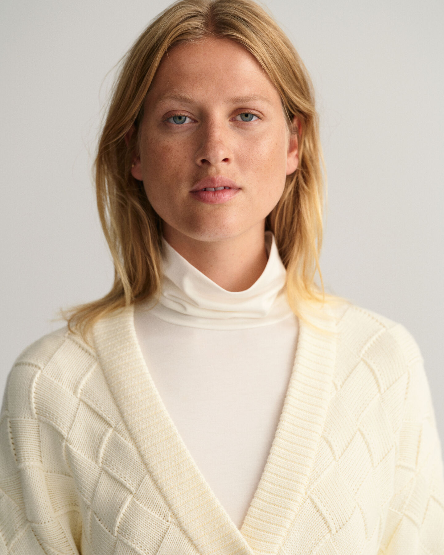 Strickjacke mit Webstruktur