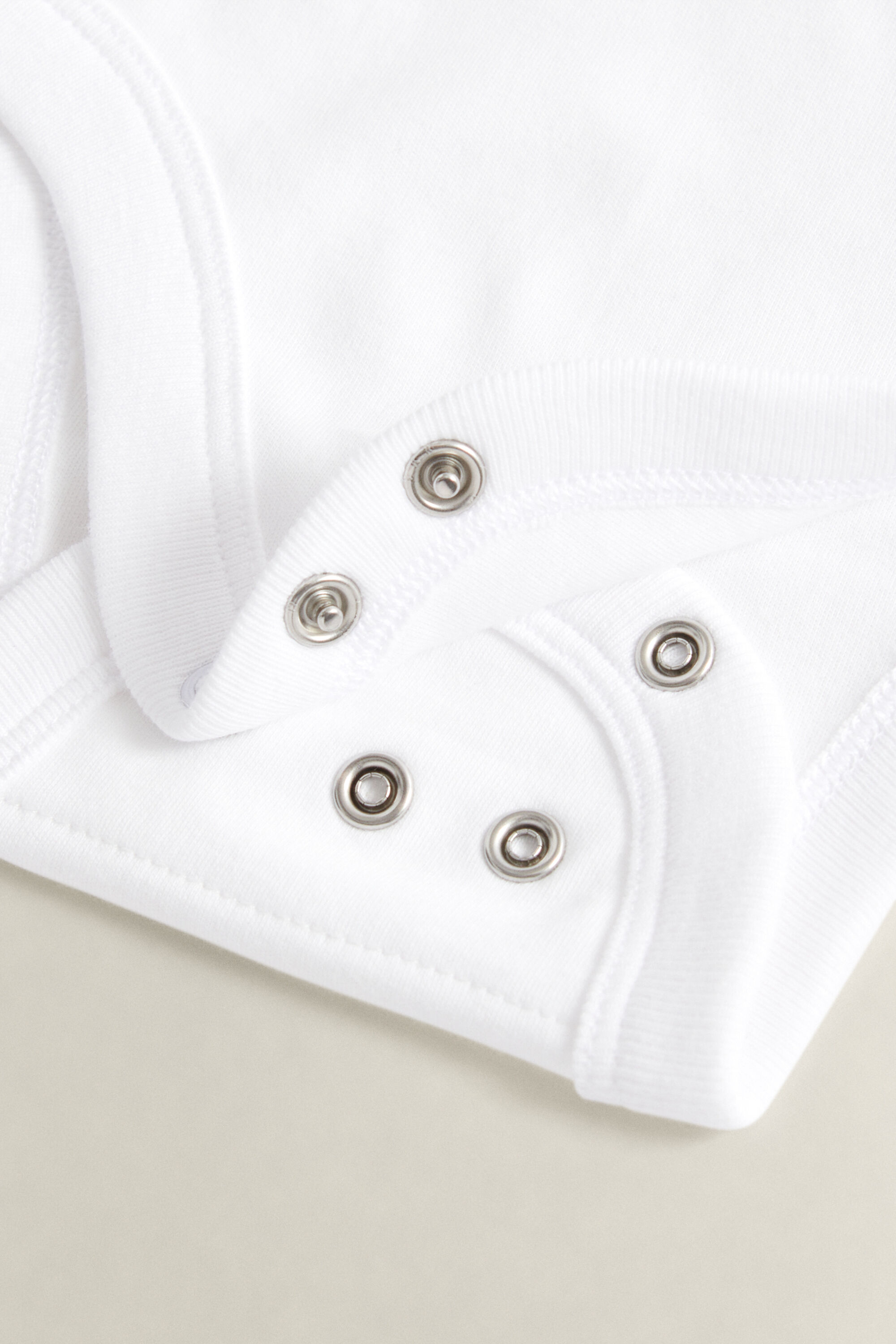 Baby Set mit Strampler und Mütze