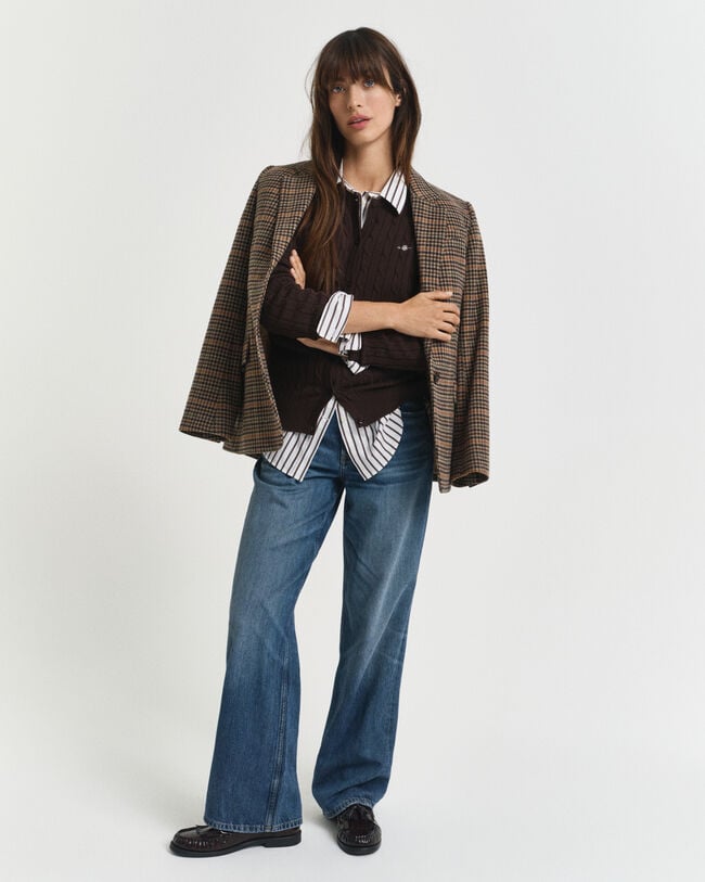 Strickjacke aus Stretch-Baumwolle mit Zopfmuster