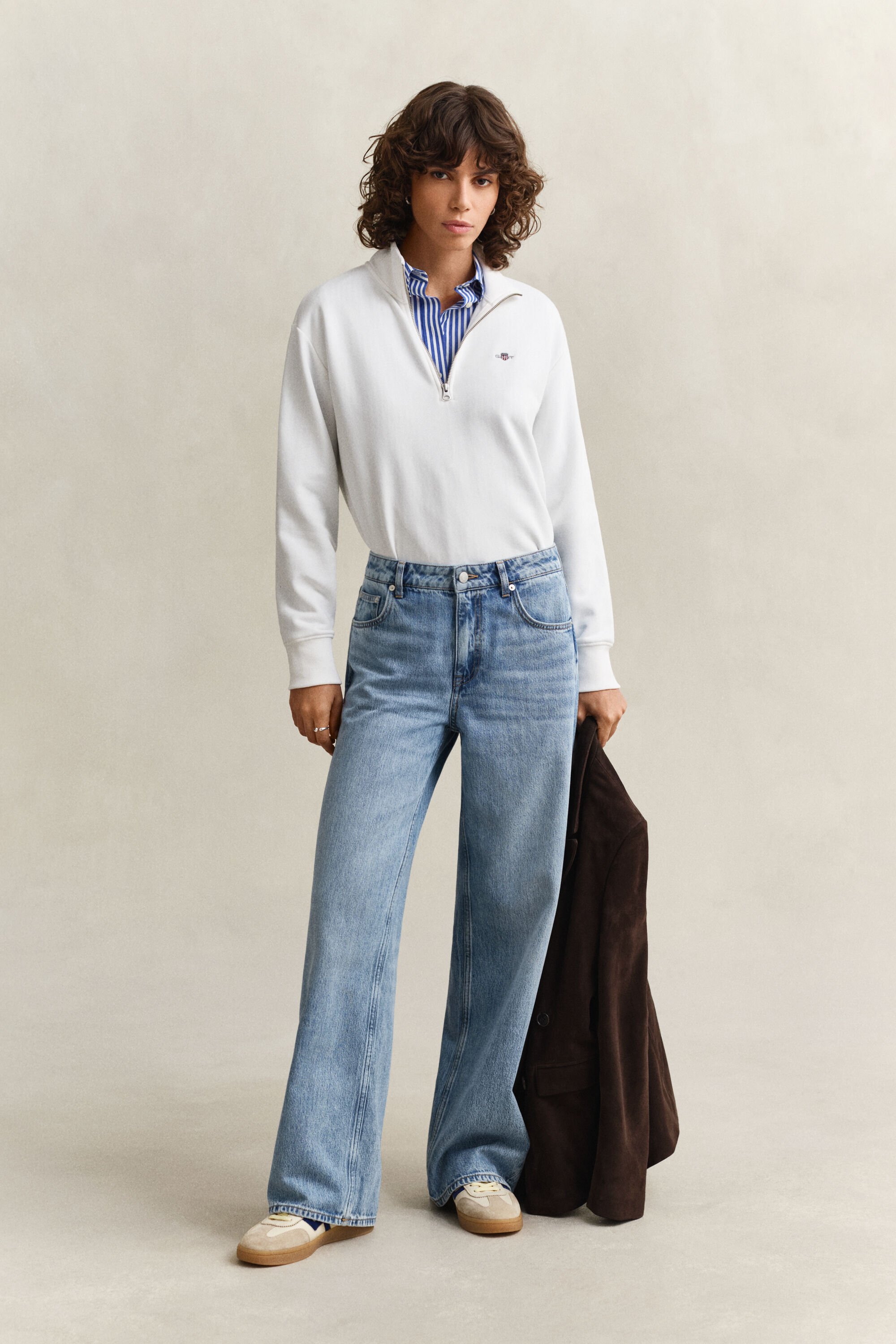 Shield Sweatshirt mit Reißverschlusskragen