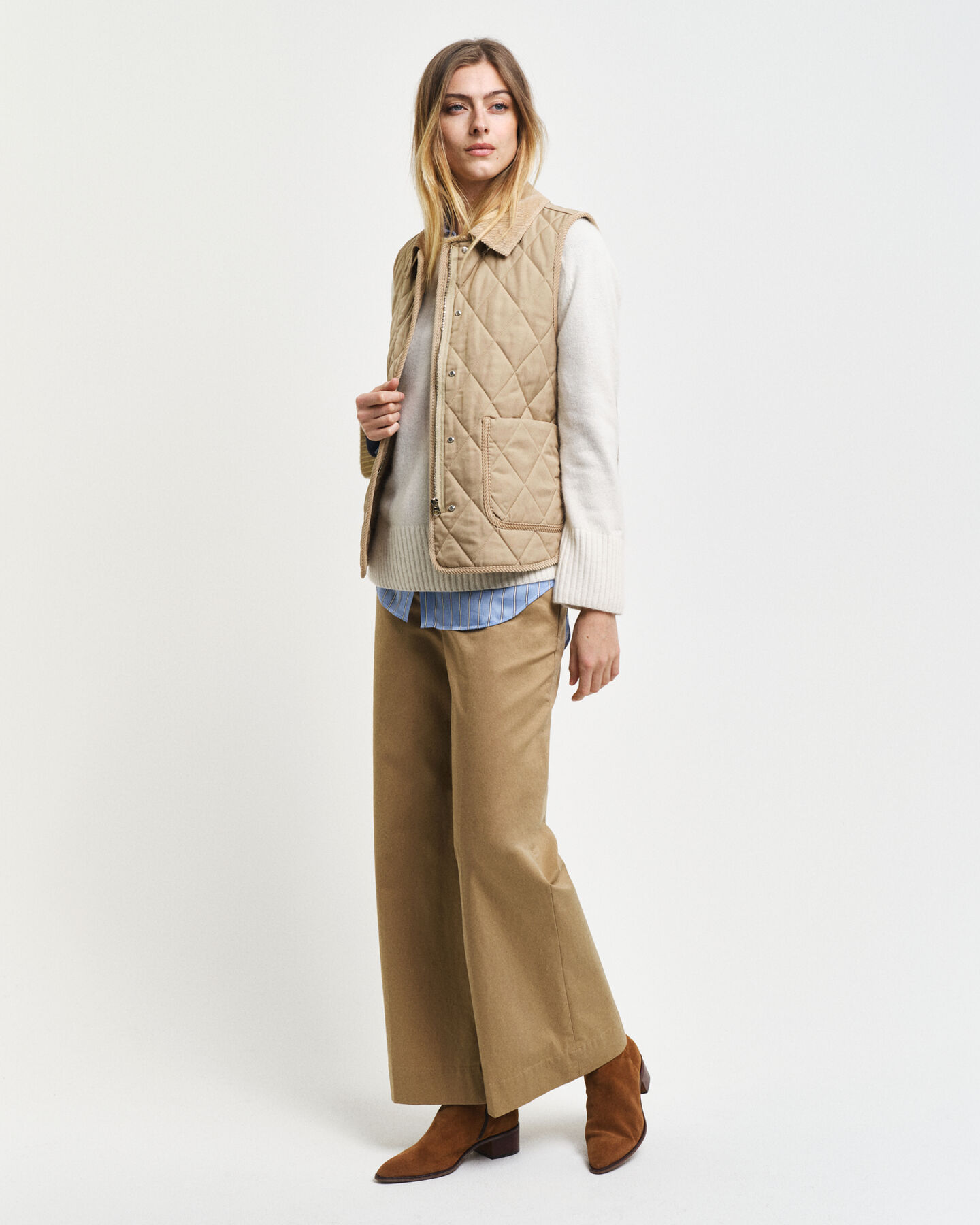 Steppweste mit Corddetails