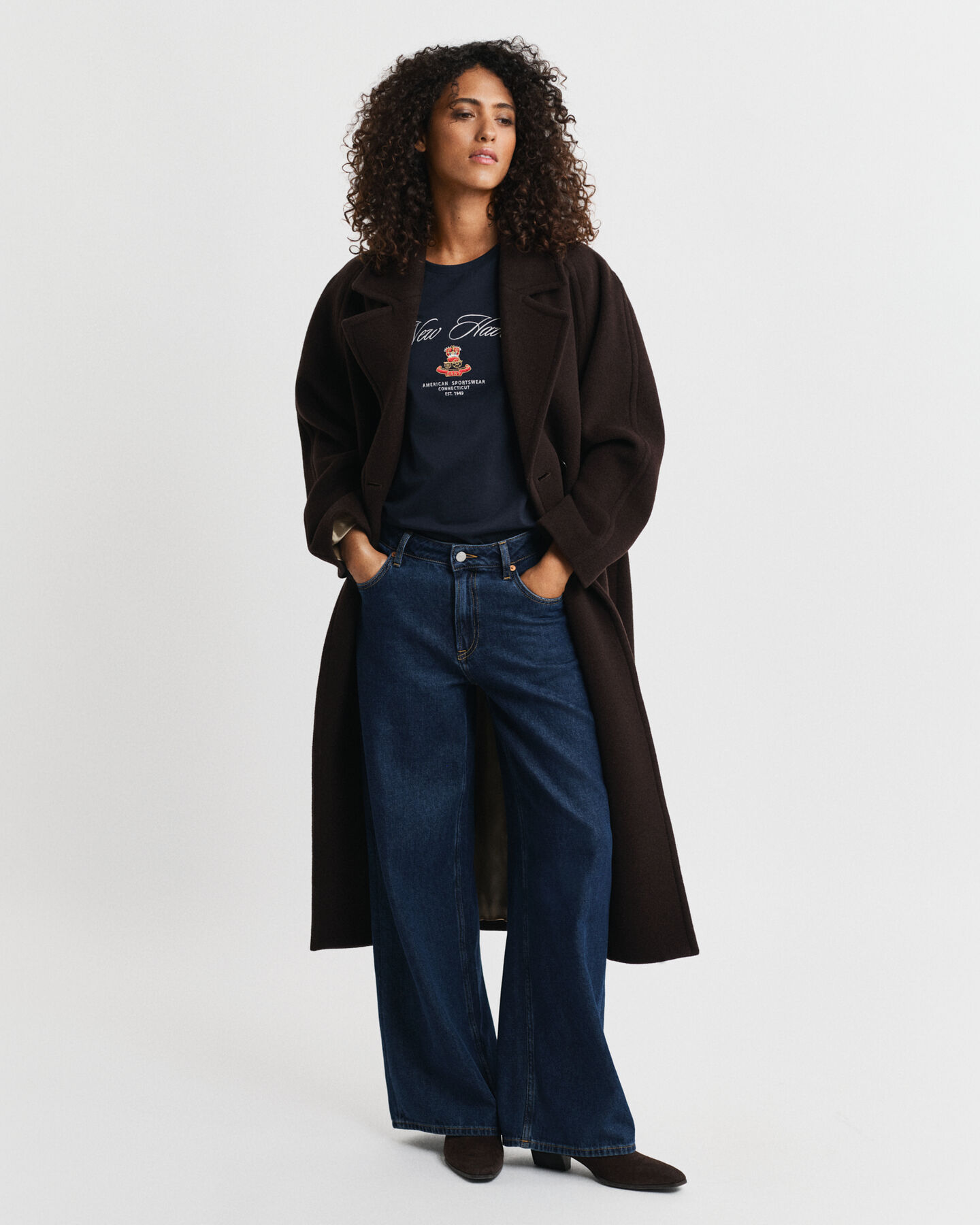 Crest Graphic T-Shirt