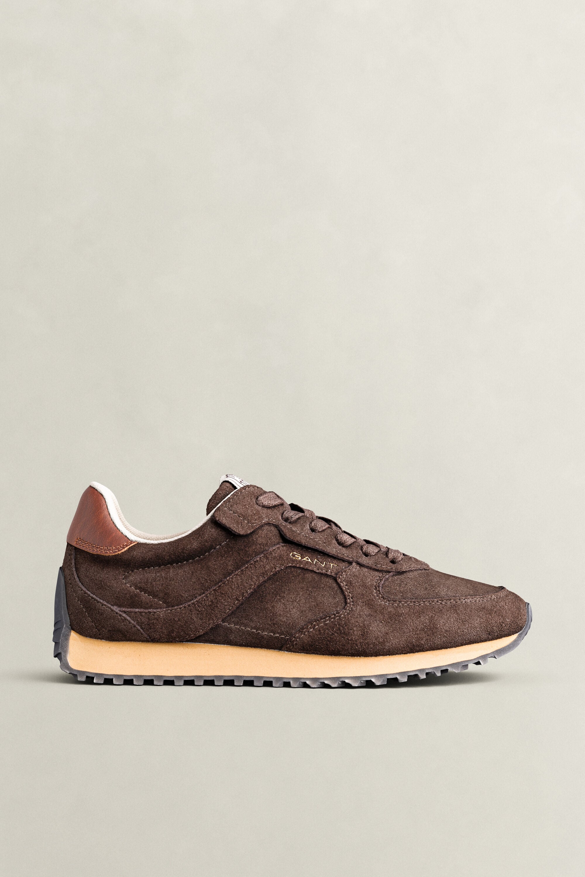 Beja Sneaker aus Veloursleder