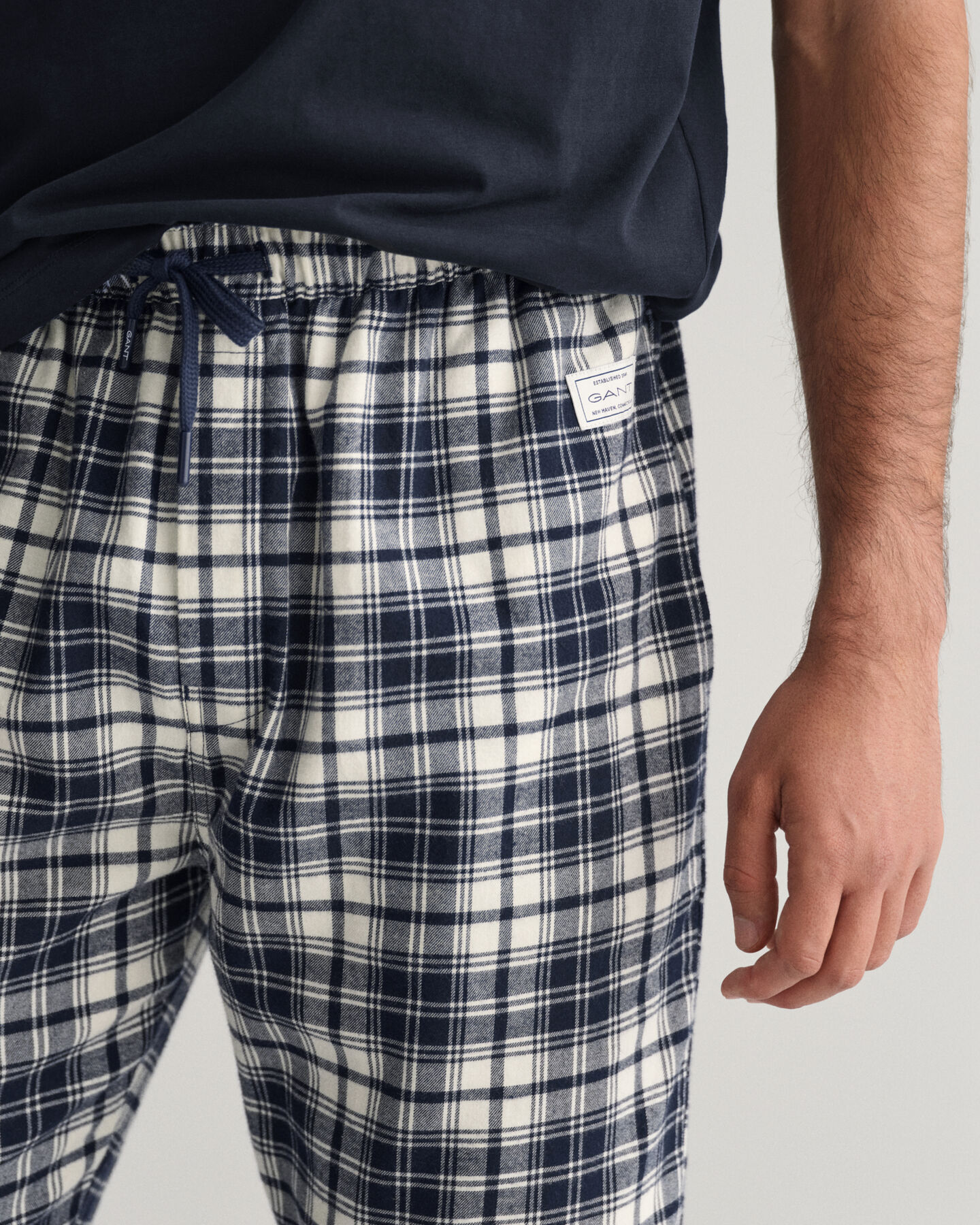Flanellpyjama mit T-Shirt & Hose in Geschenkbox