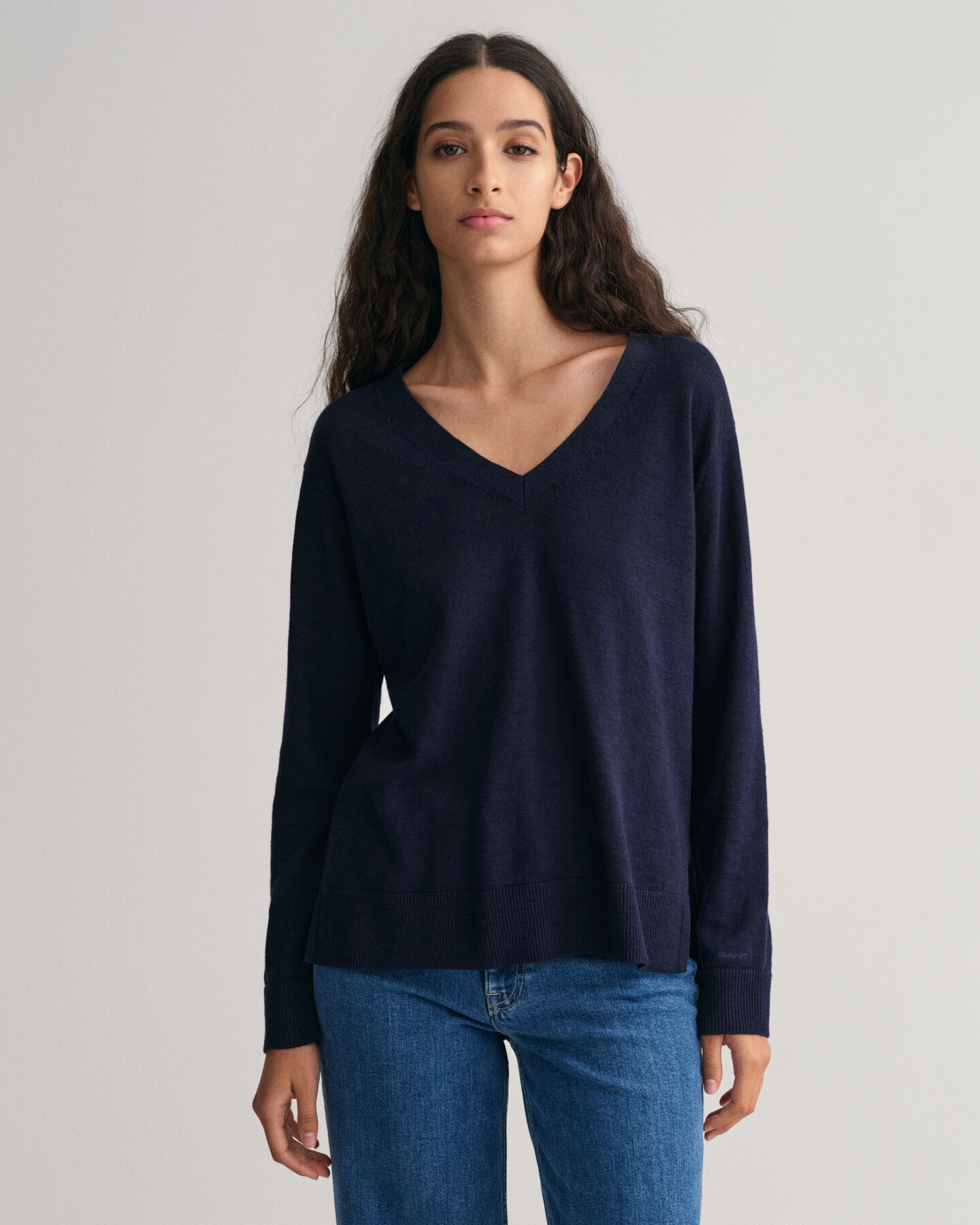 V-Neck Pullover aus Leinenmischgewebe