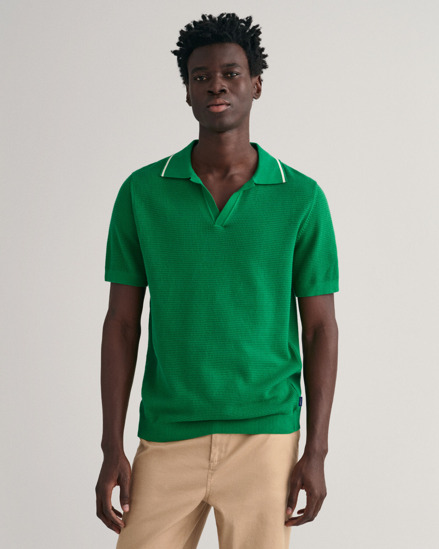 Struktur Baumwoll Polopullover mit offenem Kragen