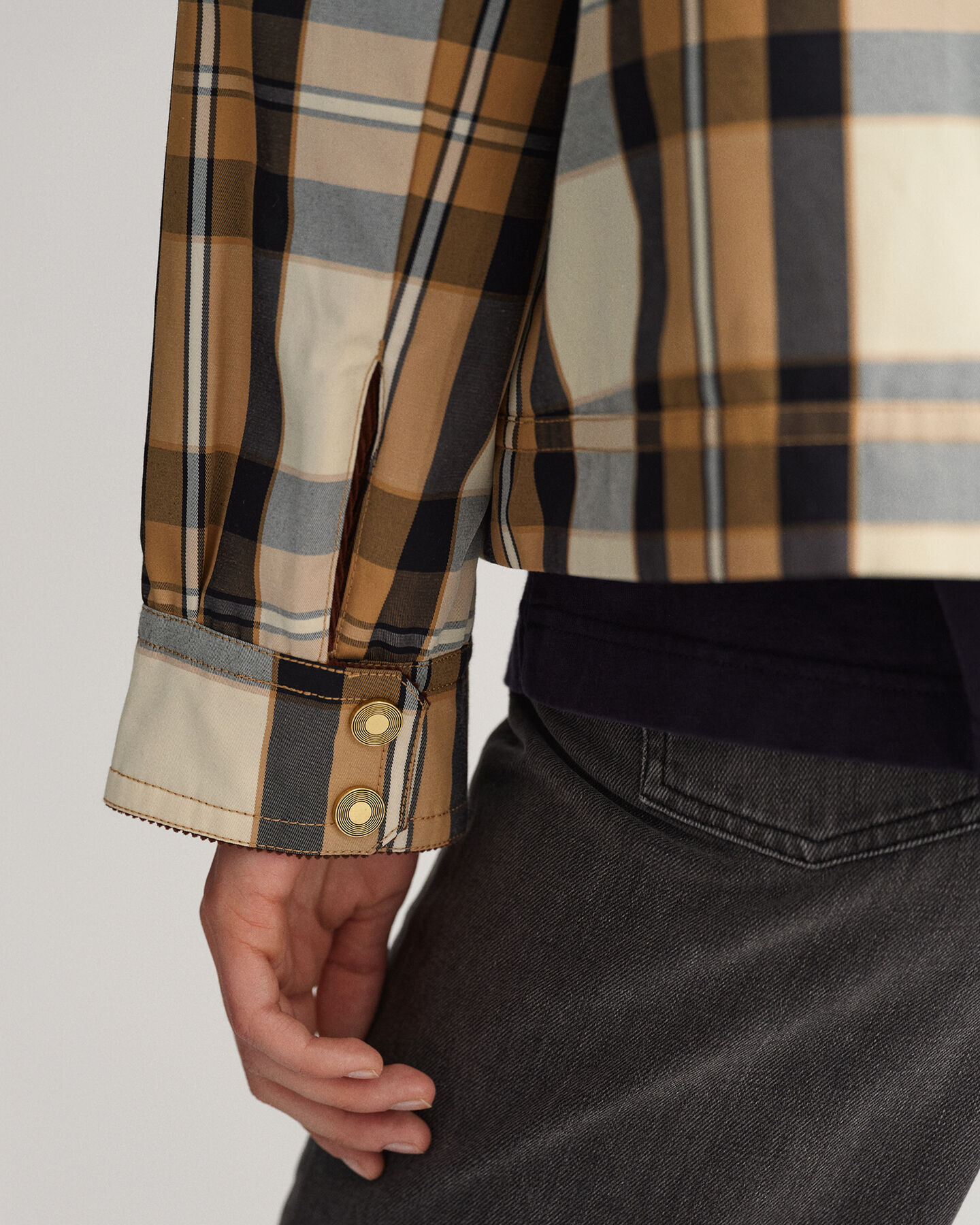 Verkürzte Jacke mit Karomuster