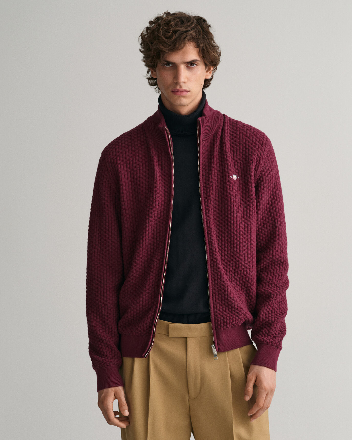 Strickjacke aus strukturierter Baumwolle mit Rei&szlig;verschluss