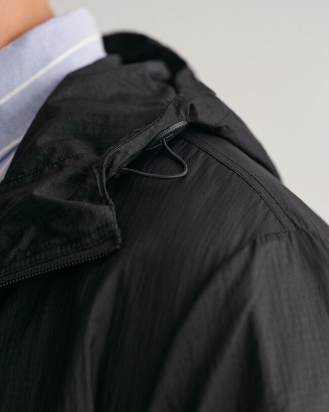 Packbarer leichter Windbreaker