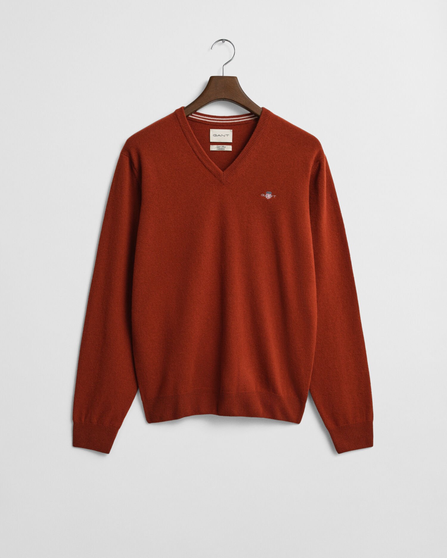 Superfine Lambswool V-Neck Pullover
