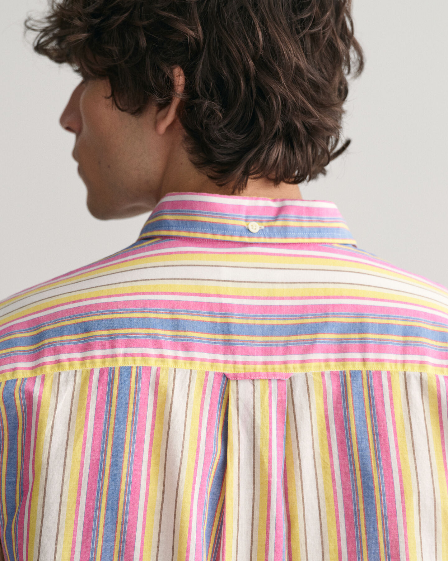 Relaxed Fit Hemd mit bunten Streifen