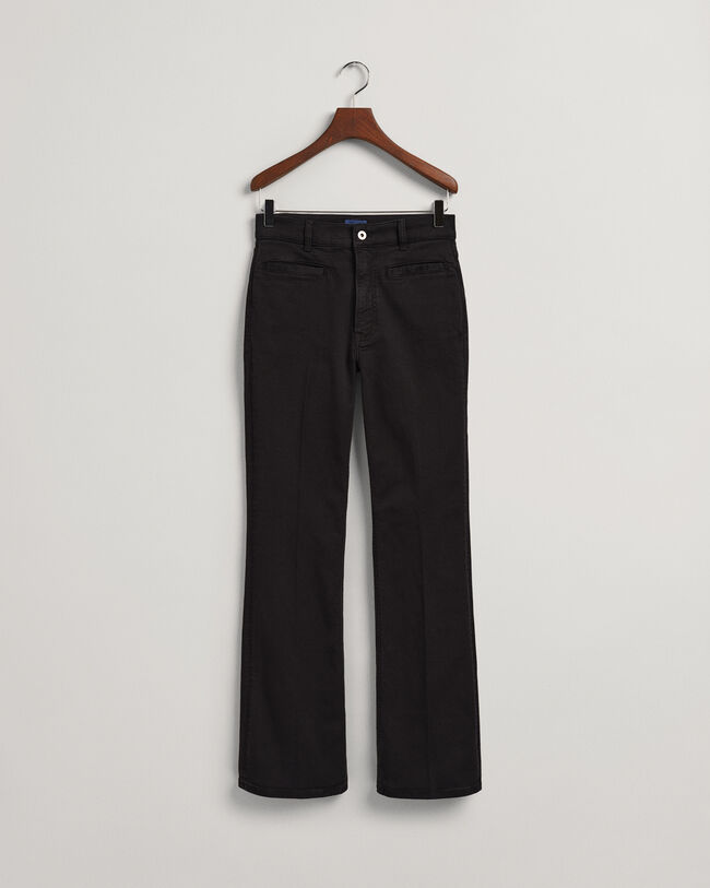 Color Jeans mit ausgestelltem Bein