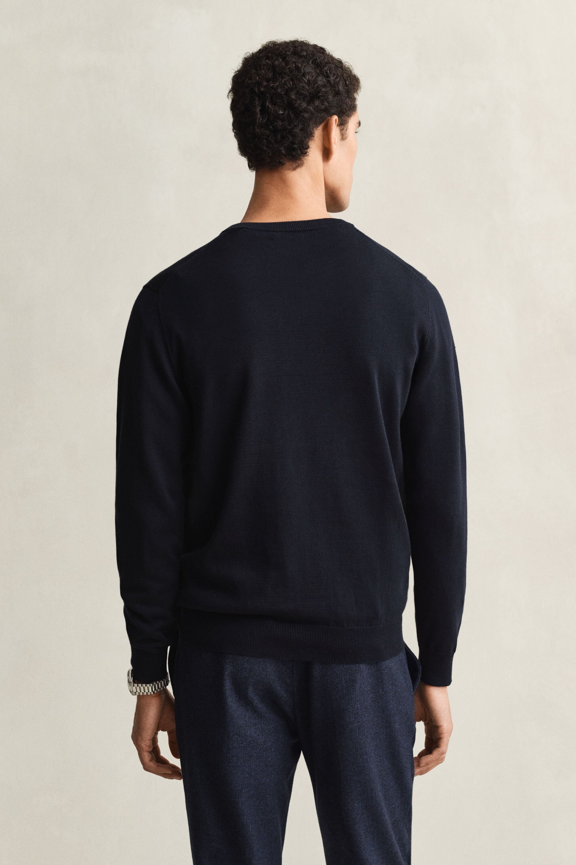 Klassischer V-Neck Pullover aus Baumwolle