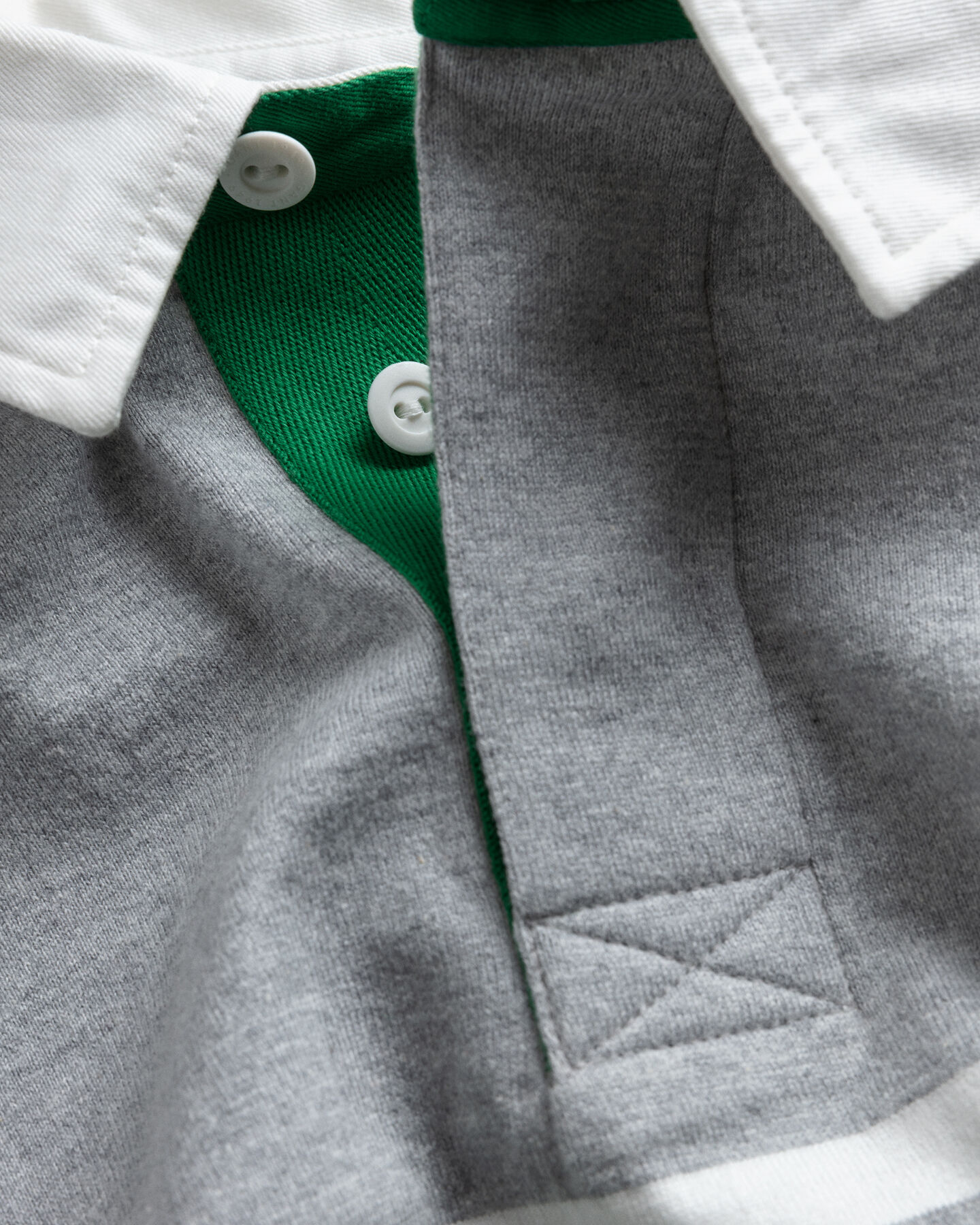 Retro Shield Heavy Rugger