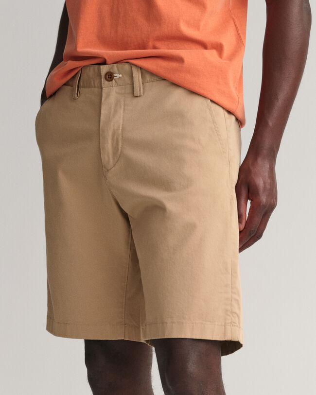 Hallden Slim Fit Twill-Shorts