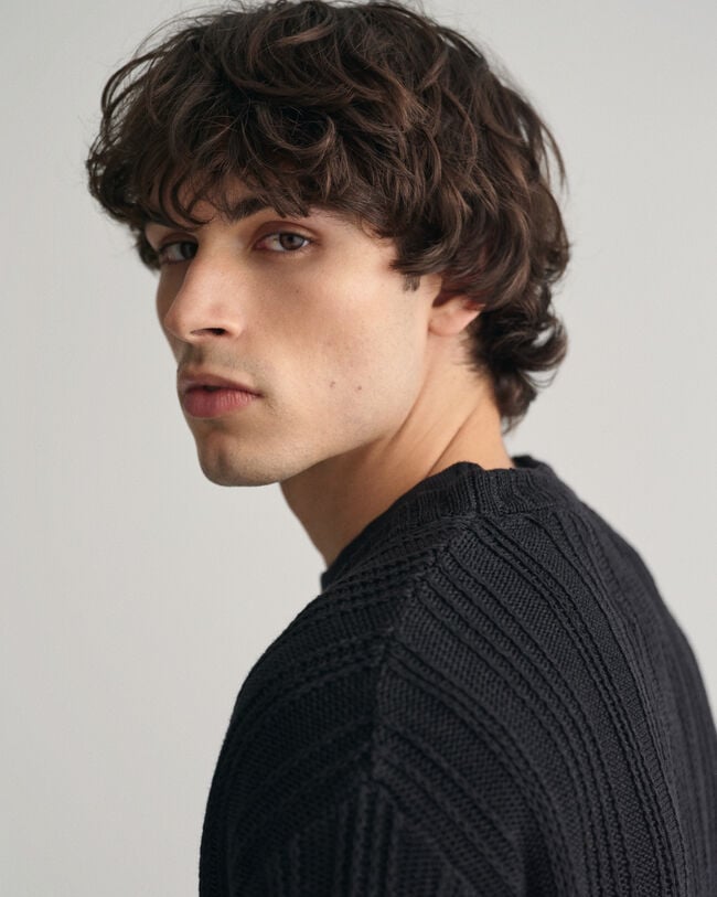 Rundhalspullover aus Leinen und Seide