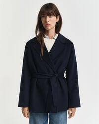 Handgenähte Jacke mit Gürtel