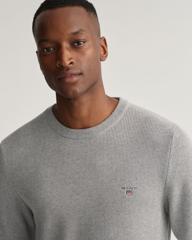 Rundhalspullover mit gerippter Struktur