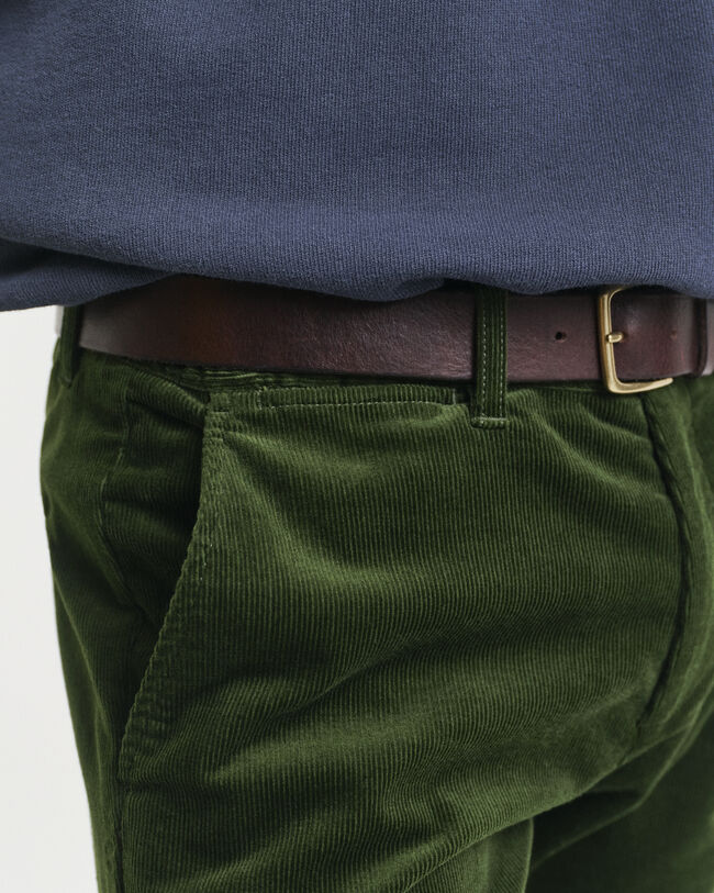 Slim Fit Cord Chinohose