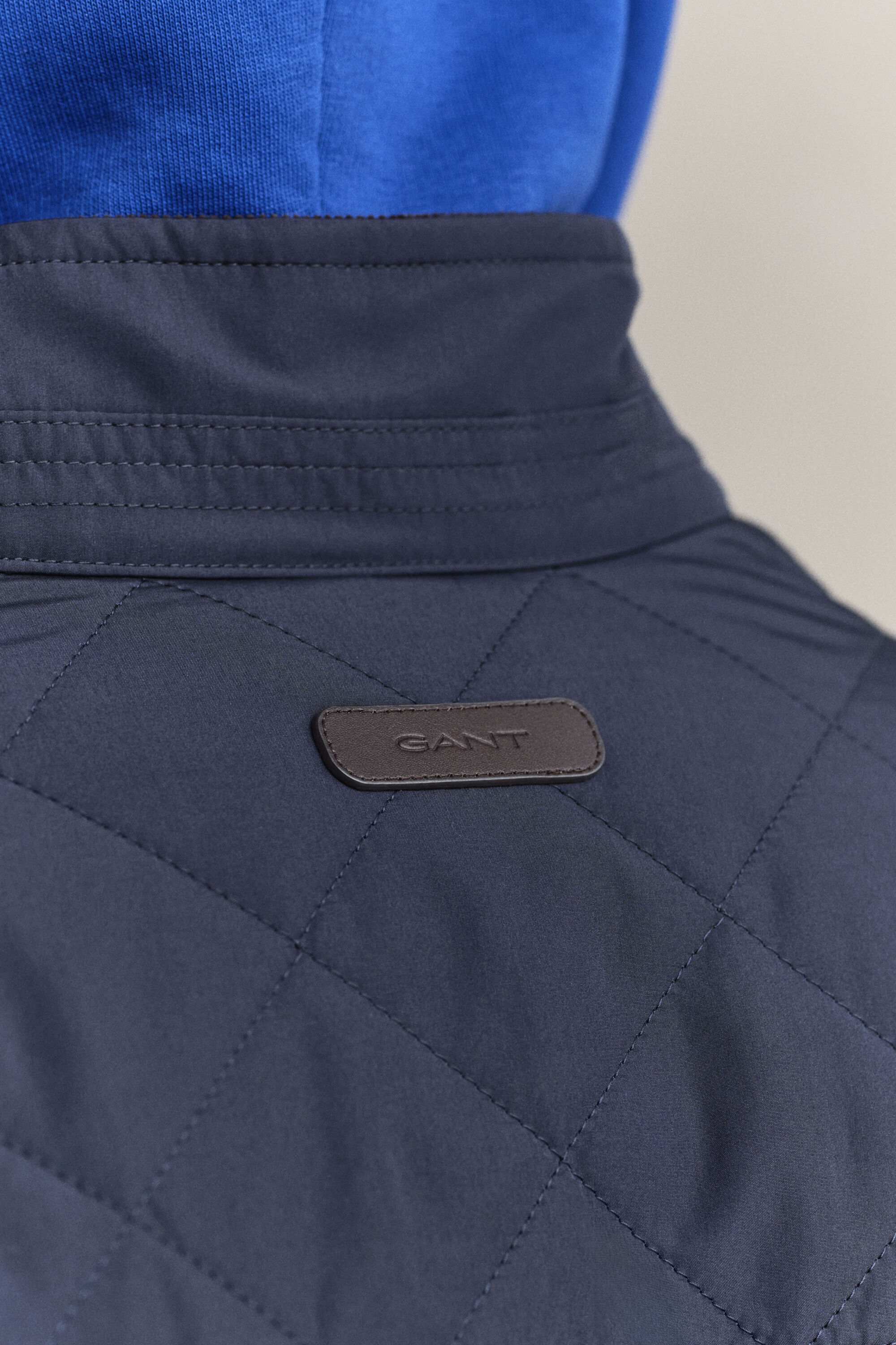 Mittellange Steppjacke