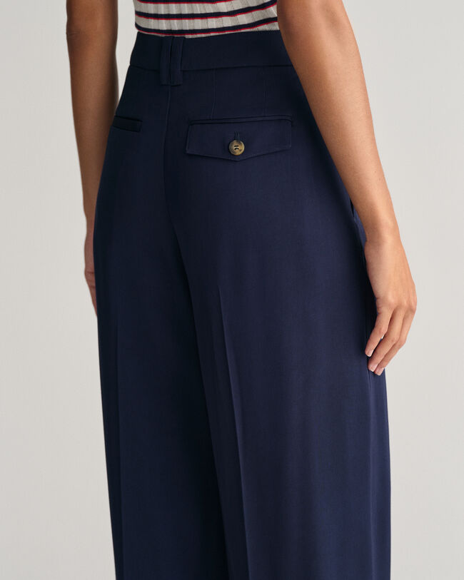 Loose Fit Chinohose mit niedriger Bundhöhe und weitem Bein