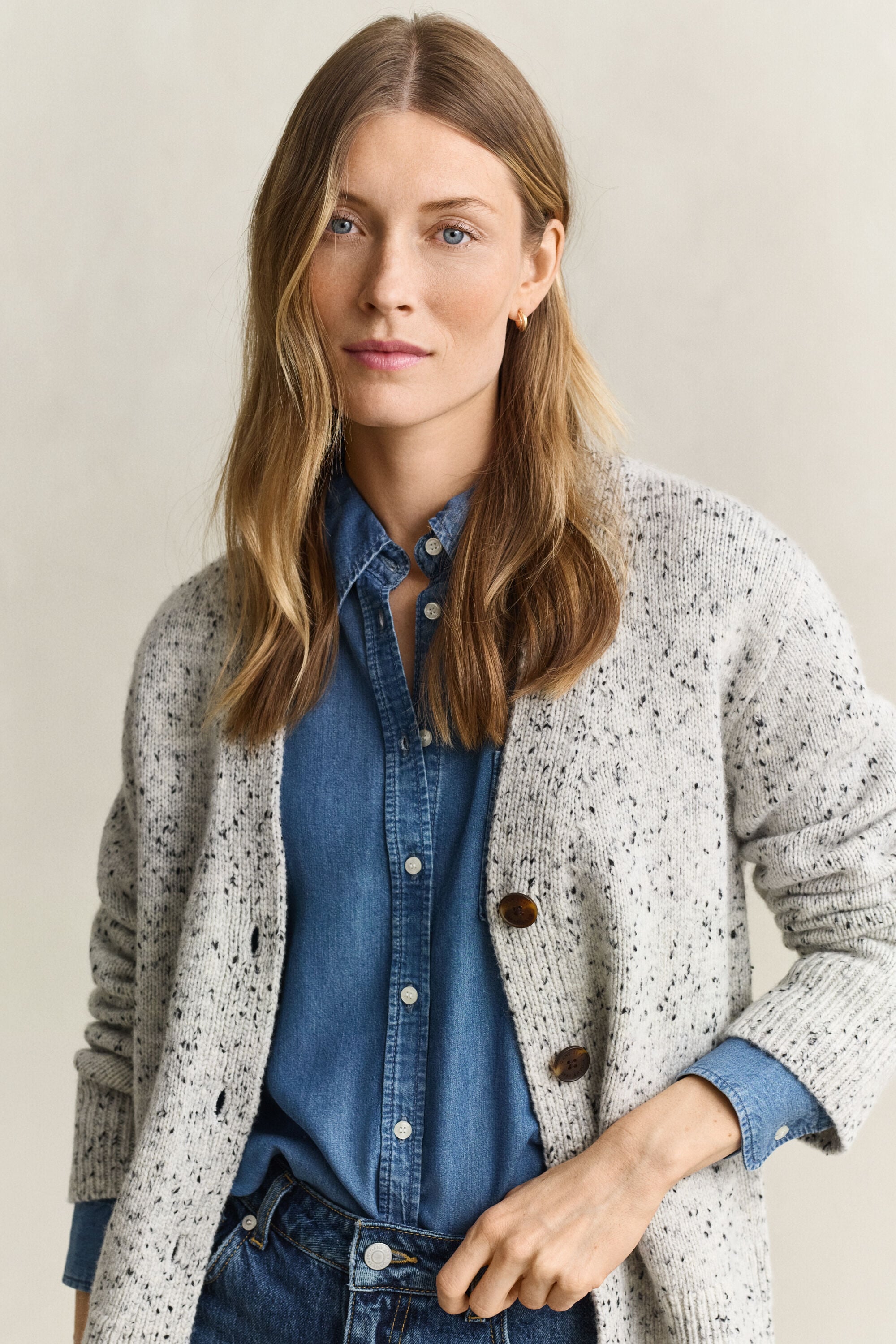 Strickjacke aus Wollmix mit Noppenstruktur