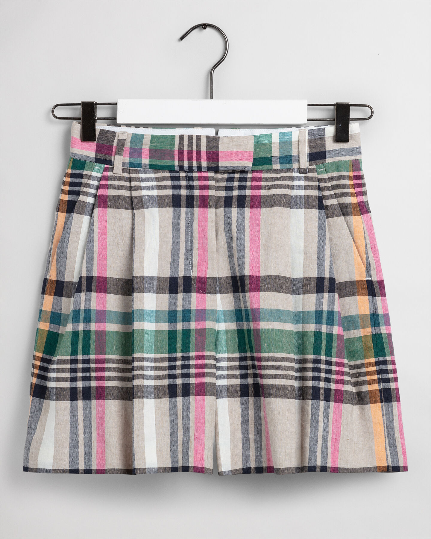 Formelle Shorts mit Karomuster