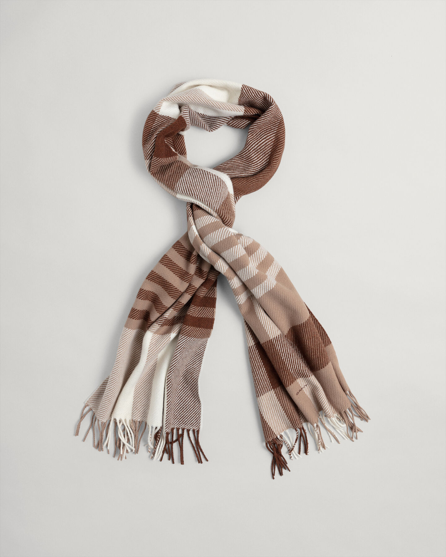 Groß karierter Wollschal