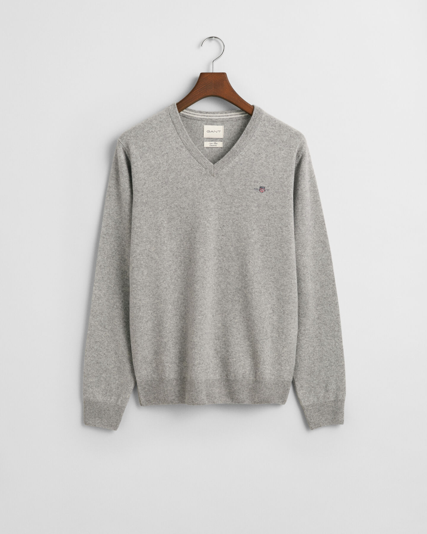 Superfine Lambswool V-Neck Pullover