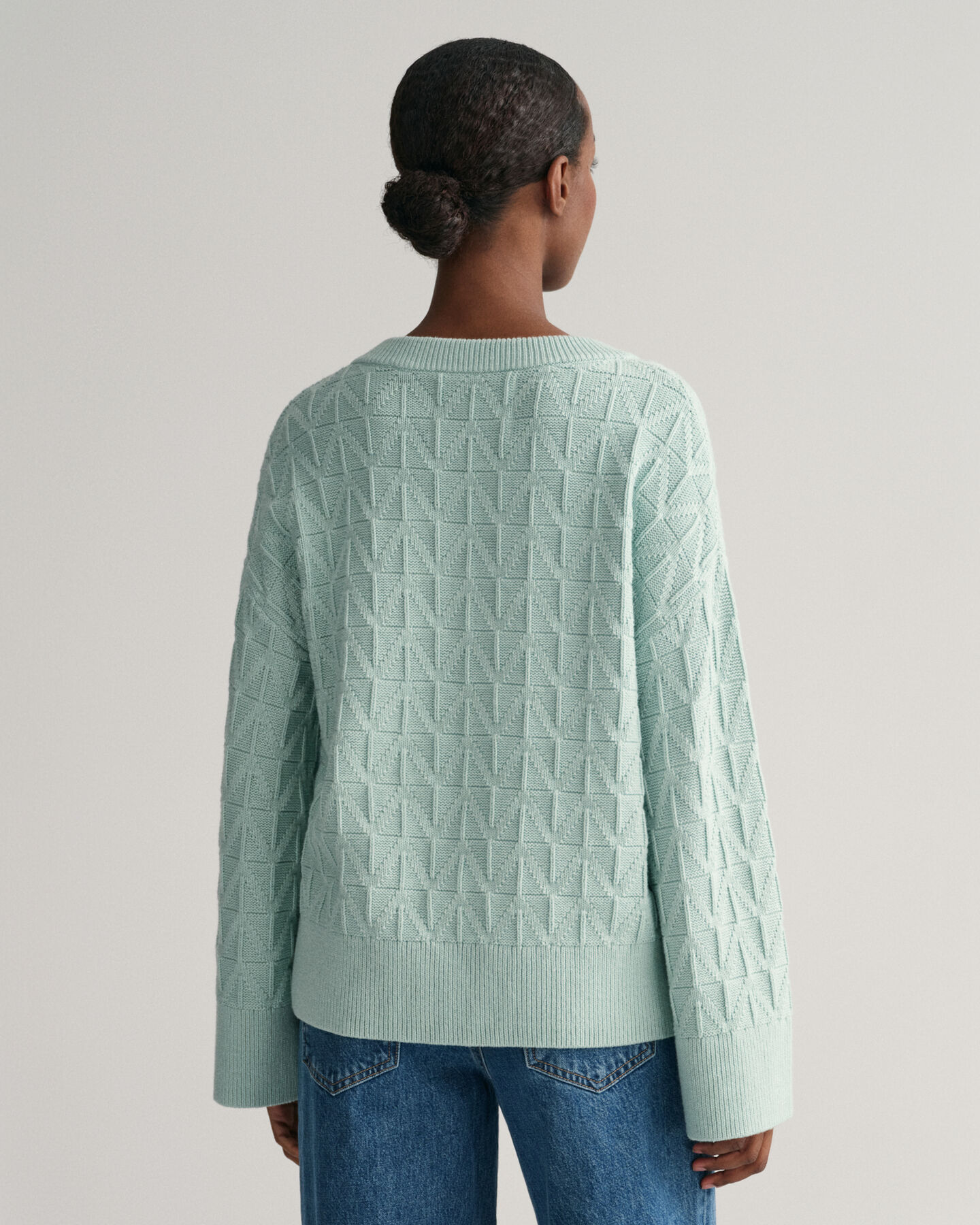 V-Neck Pullover mit Fischgr&auml;tmuster