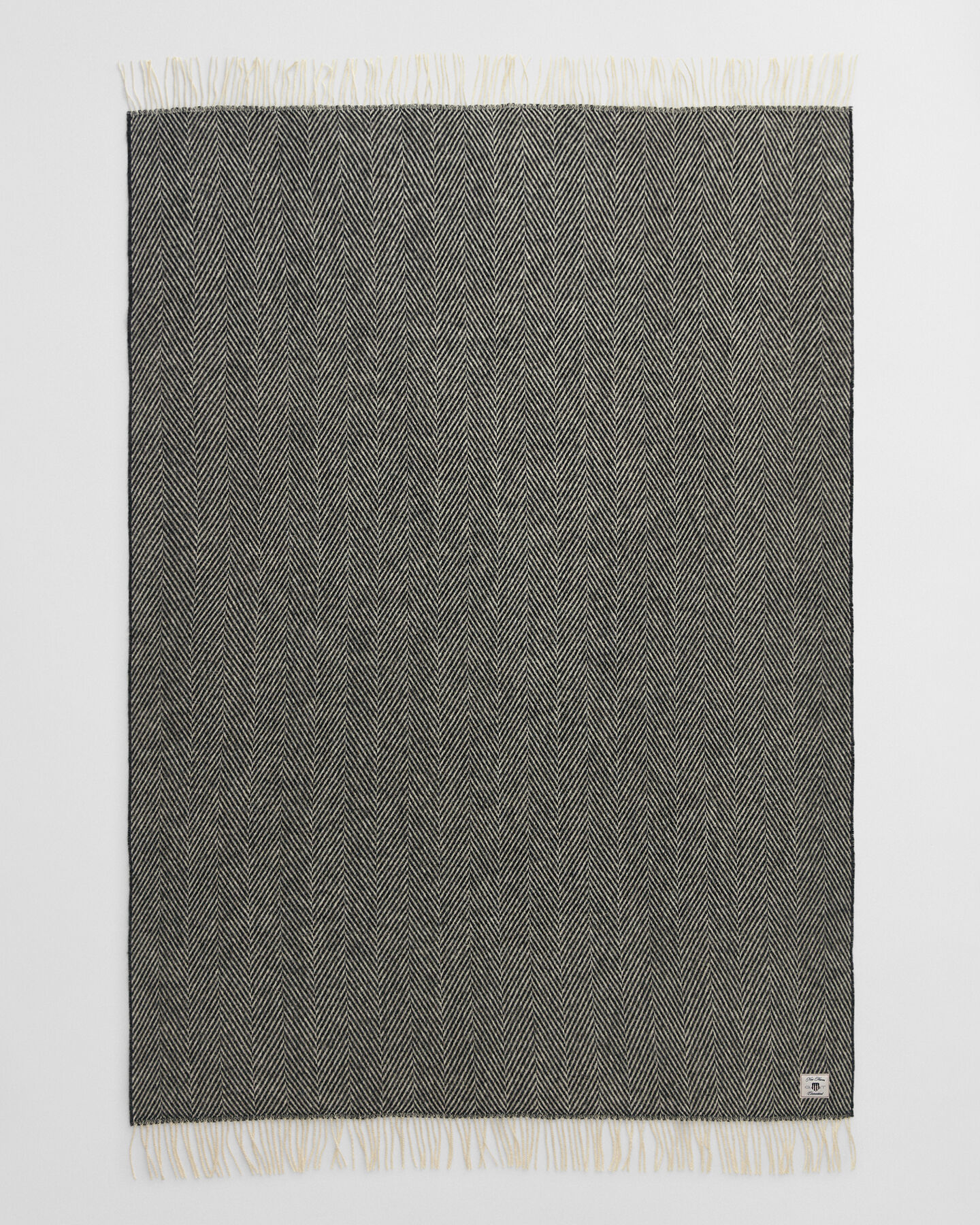 Wolldecke mit Fischgrätmuster