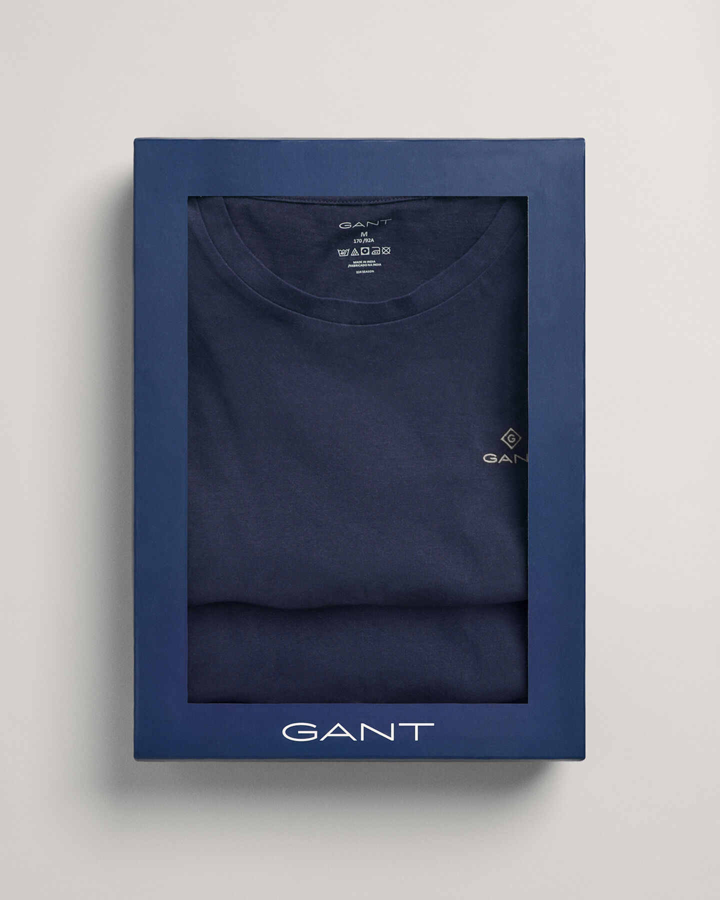 Pyjama mit T-Shirt in Geschenkbox