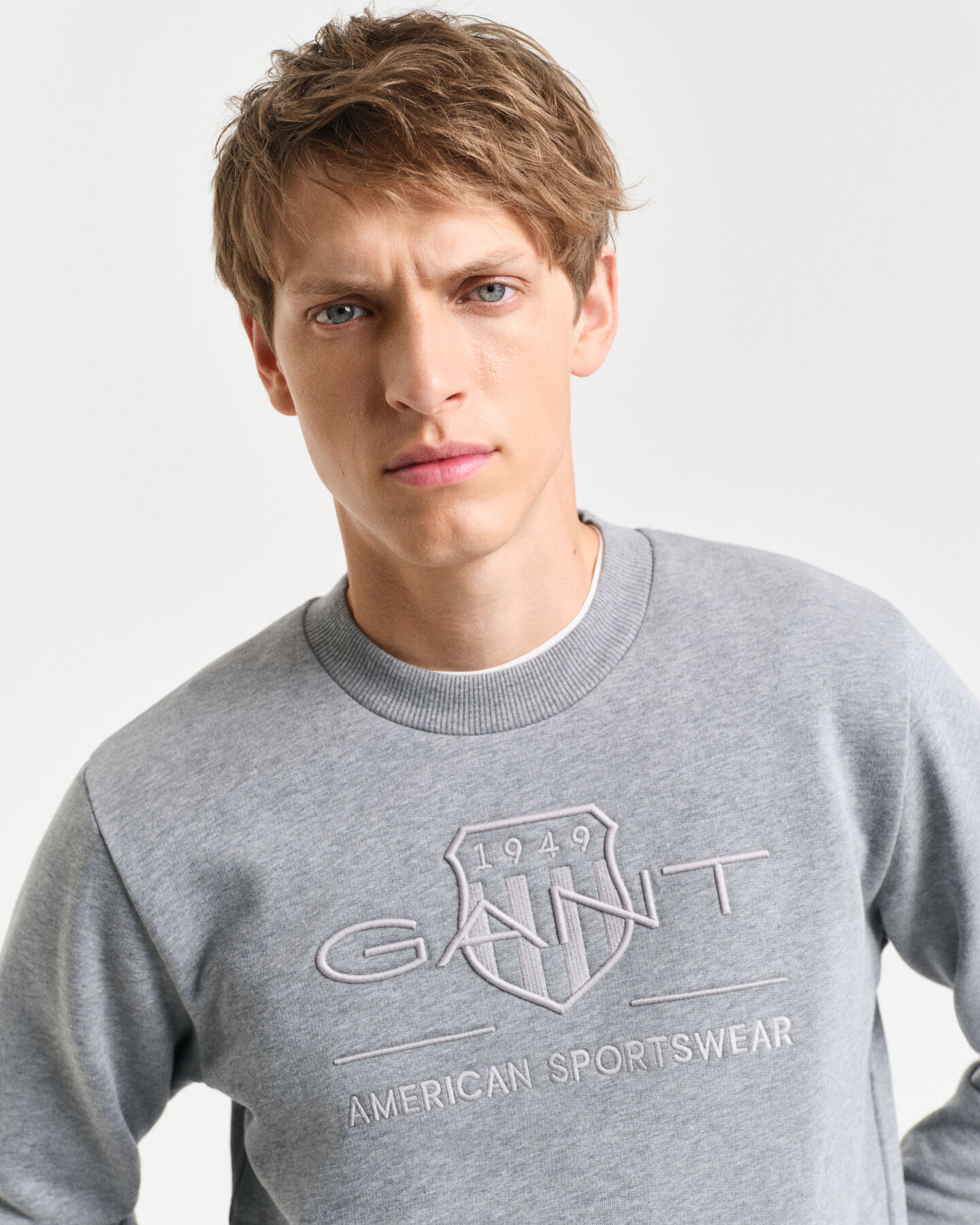 Tonal Shield Rundhals-Sweatshirt