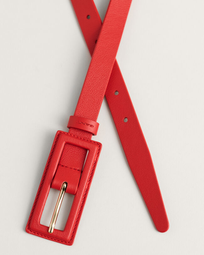 Schmaler Lederg&uuml;rtel mit bezogener Schnalle