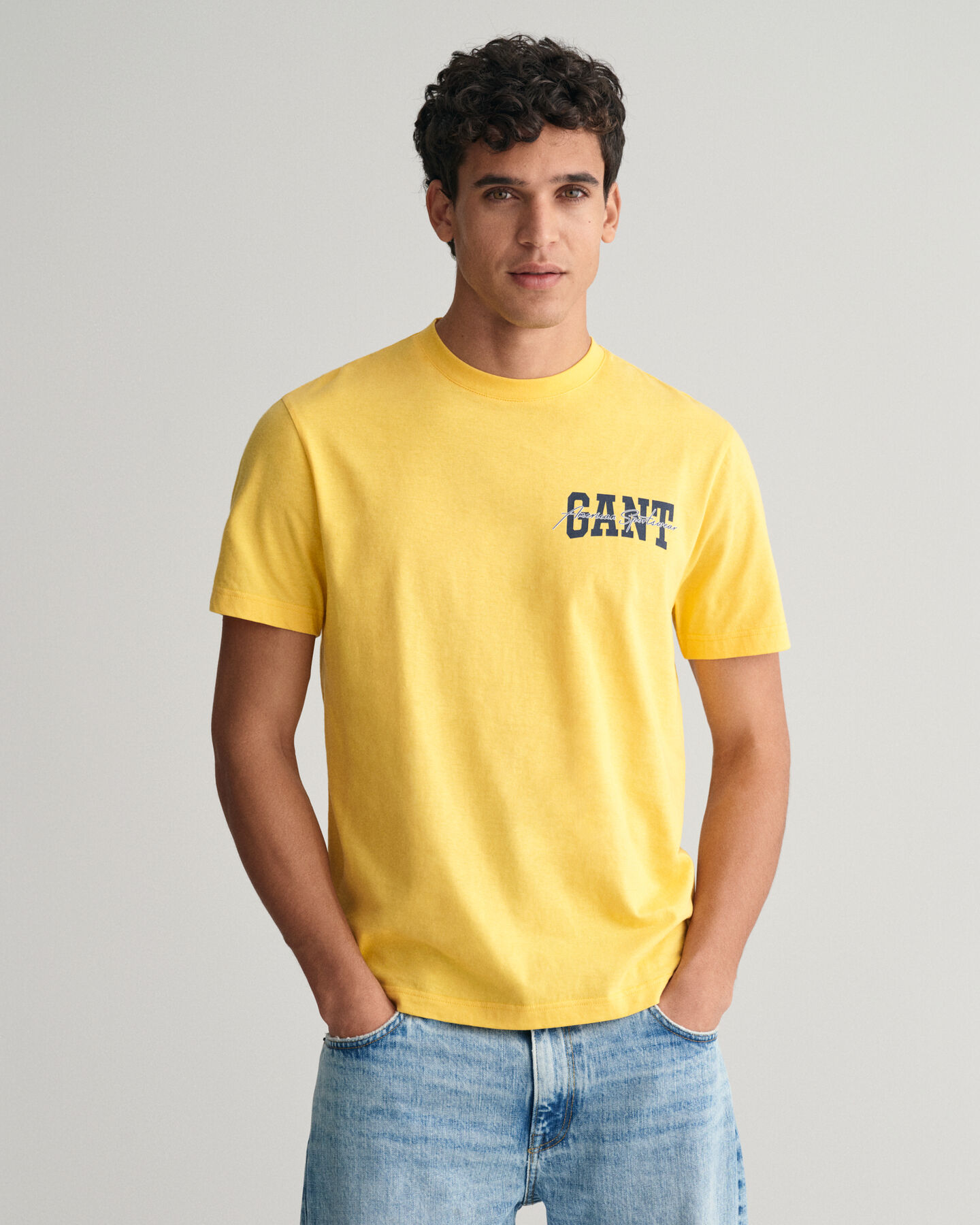 GANT Arch Script Graphic T-Shirt