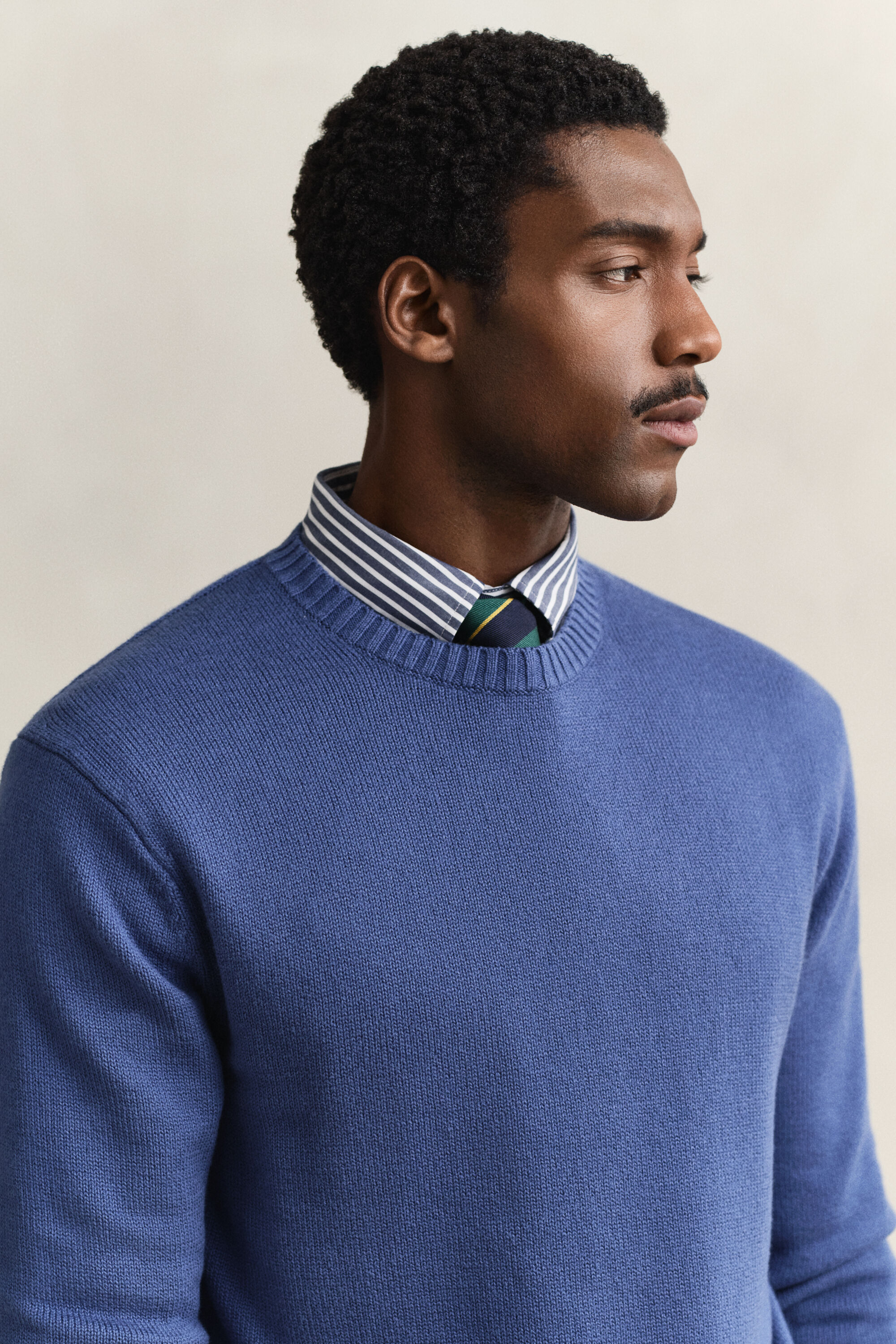 Rundhalspullover aus Baumwollgemisch