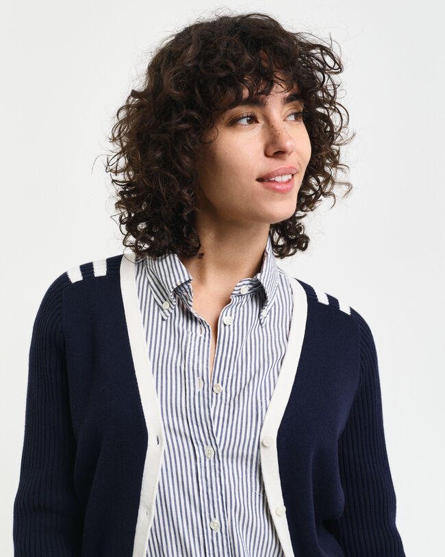 V-Neck Strickjacke mit Kontrastdetail