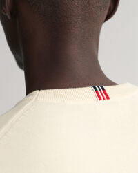 Rundhalspullover mit dezenter Struktur