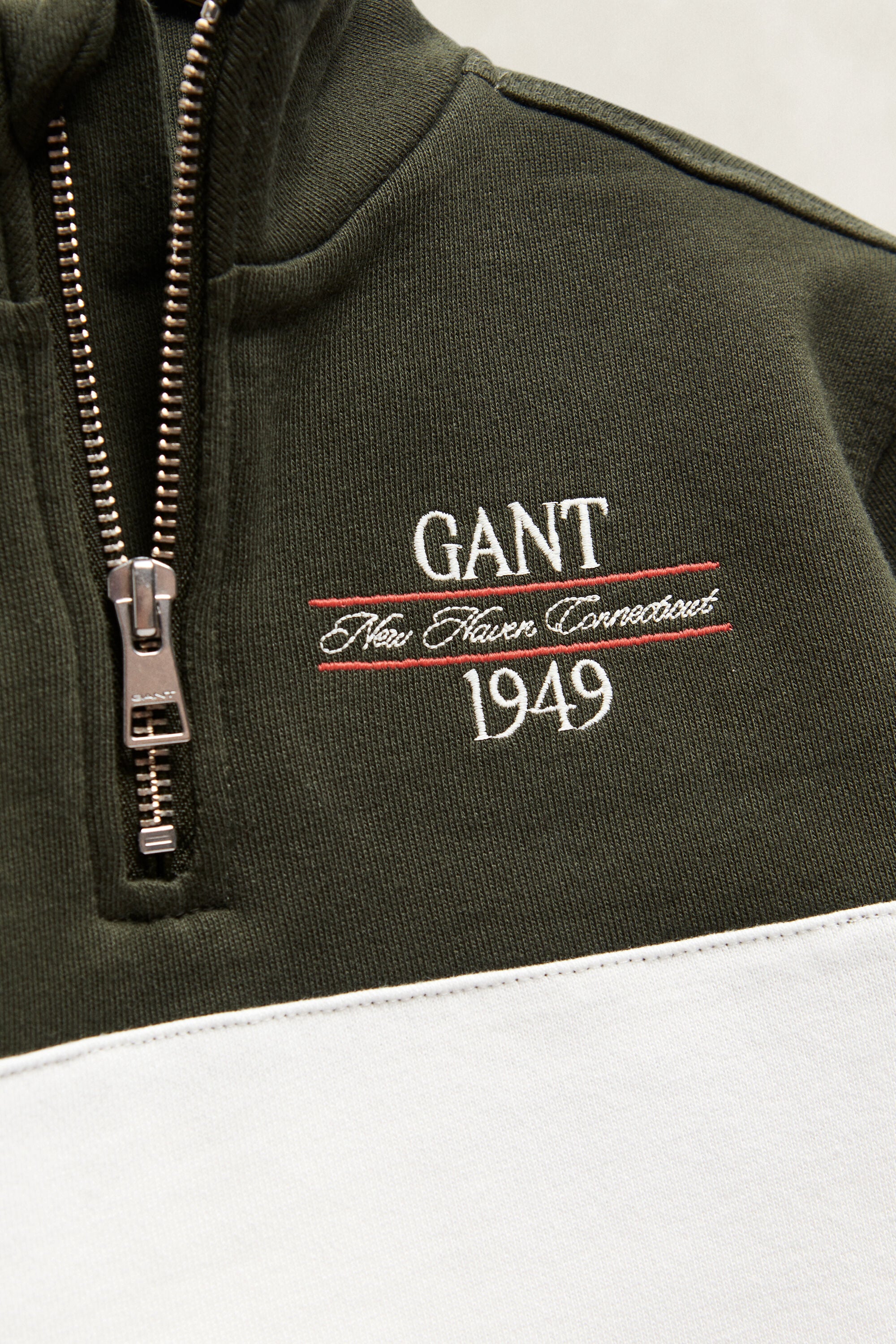 Boys Set mit Sweatshirt mit Reißverschlusskragen und Sweathose
