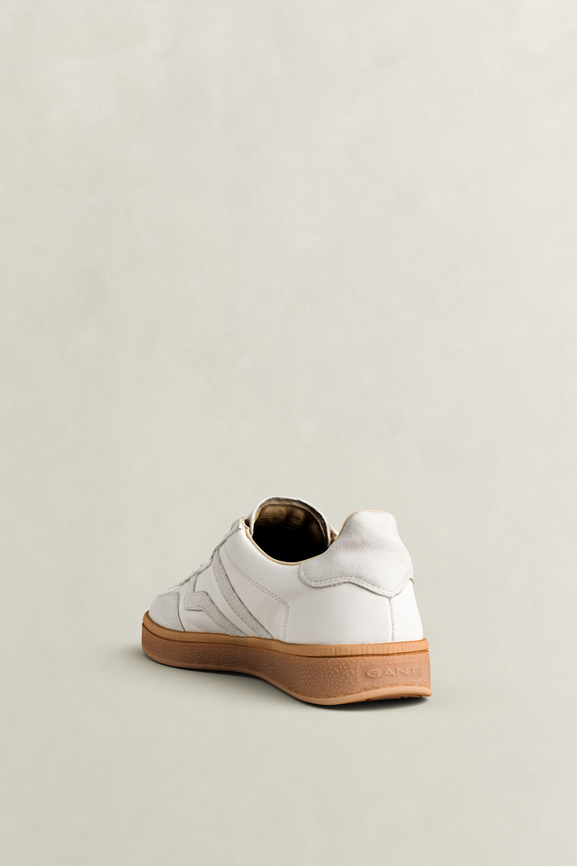 Cuzima Sneaker aus Glatt- und Veloursleder — WHITE