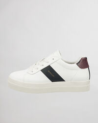 Avona Sneaker